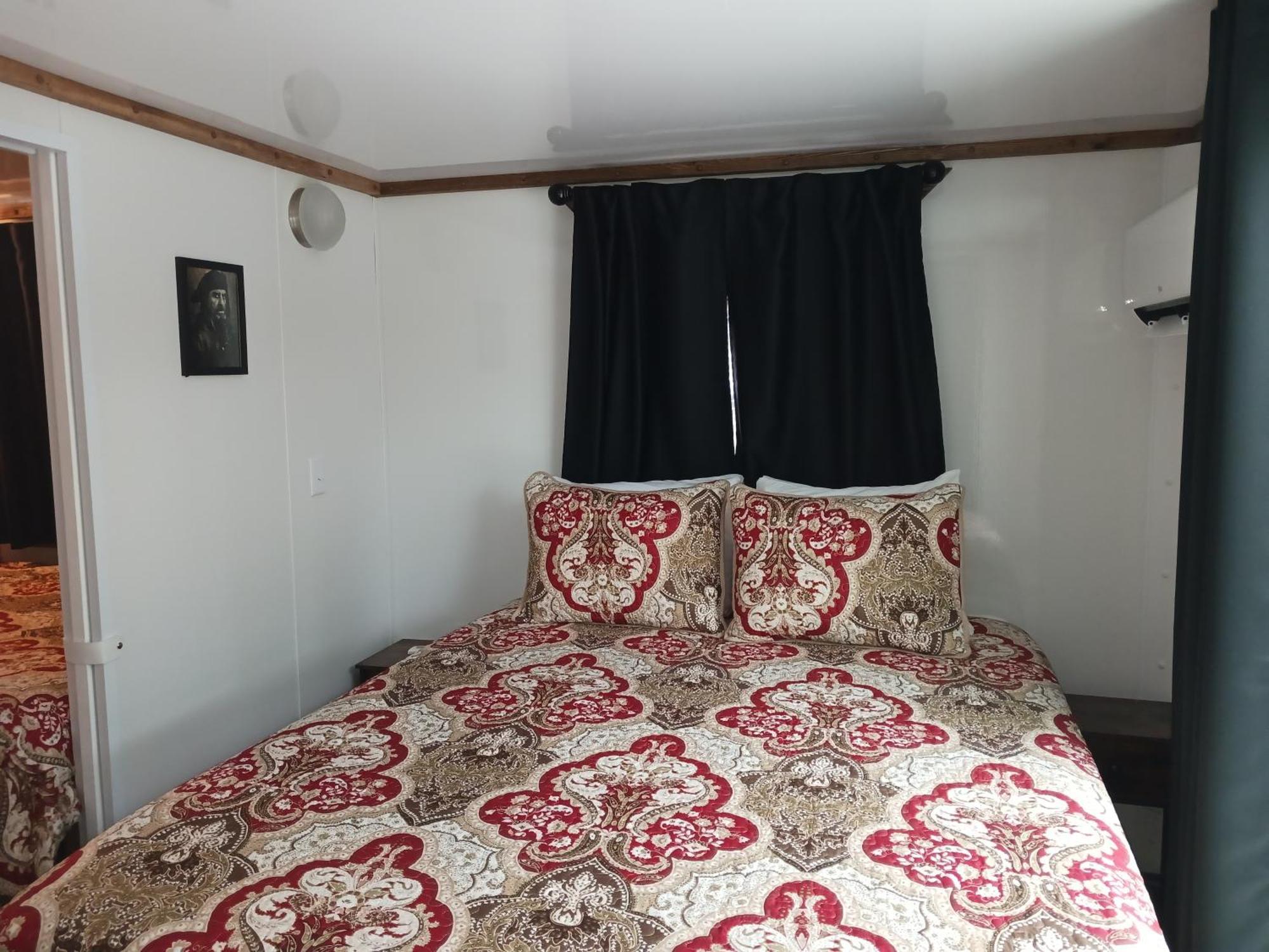 Treasure Harbor Hotel Исламорада Екстериор снимка