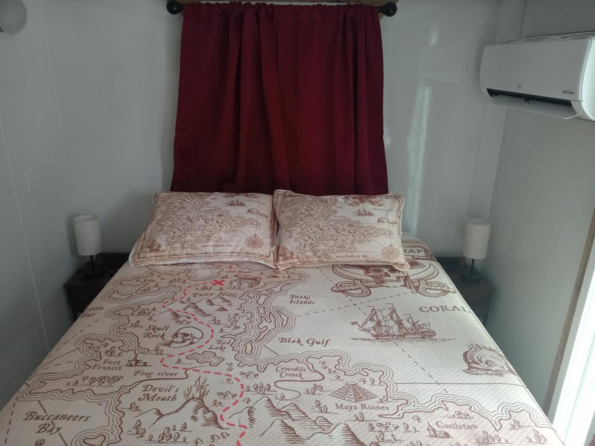 Treasure Harbor Hotel Исламорада Екстериор снимка